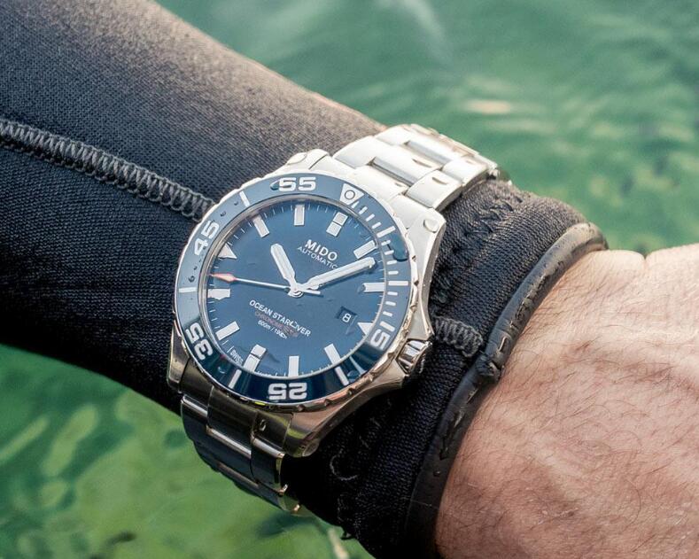 The cheap and sporty Mido diving watch will be a good choice for men who love diving.