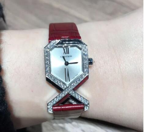 Cartier Libre Replica Watches UK With Distinctive Design Appeal To Stylish Women